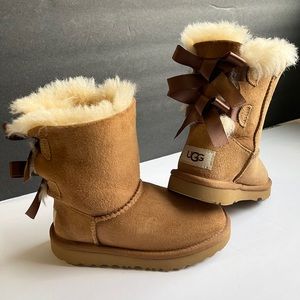 UGG little girl Boots